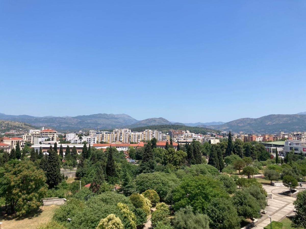 דירה View *